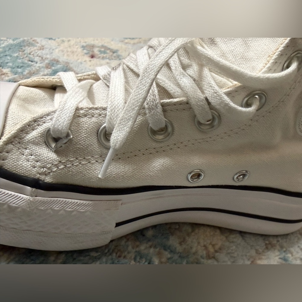 Converse High-Top platform Sneakers in White - Picture 8 of 12